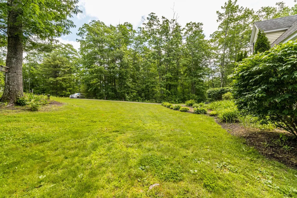 255 Arboretum Park Drive Warren ME 04864