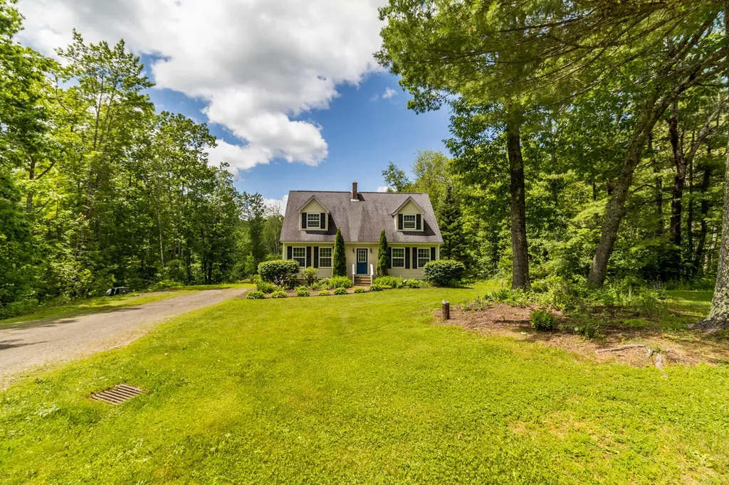 255 Arboretum Park Drive Warren ME 04864
