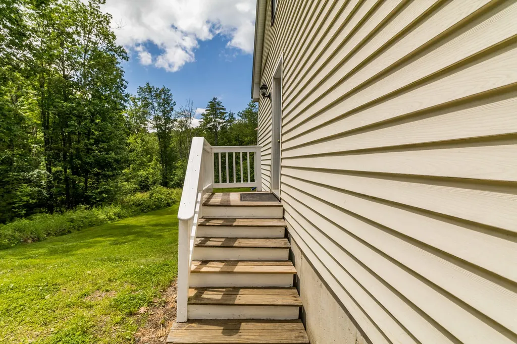 255 Arboretum Park Drive Warren ME 04864