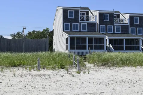 193 E East Grand Avenue Old Orchard Beach ME 04064