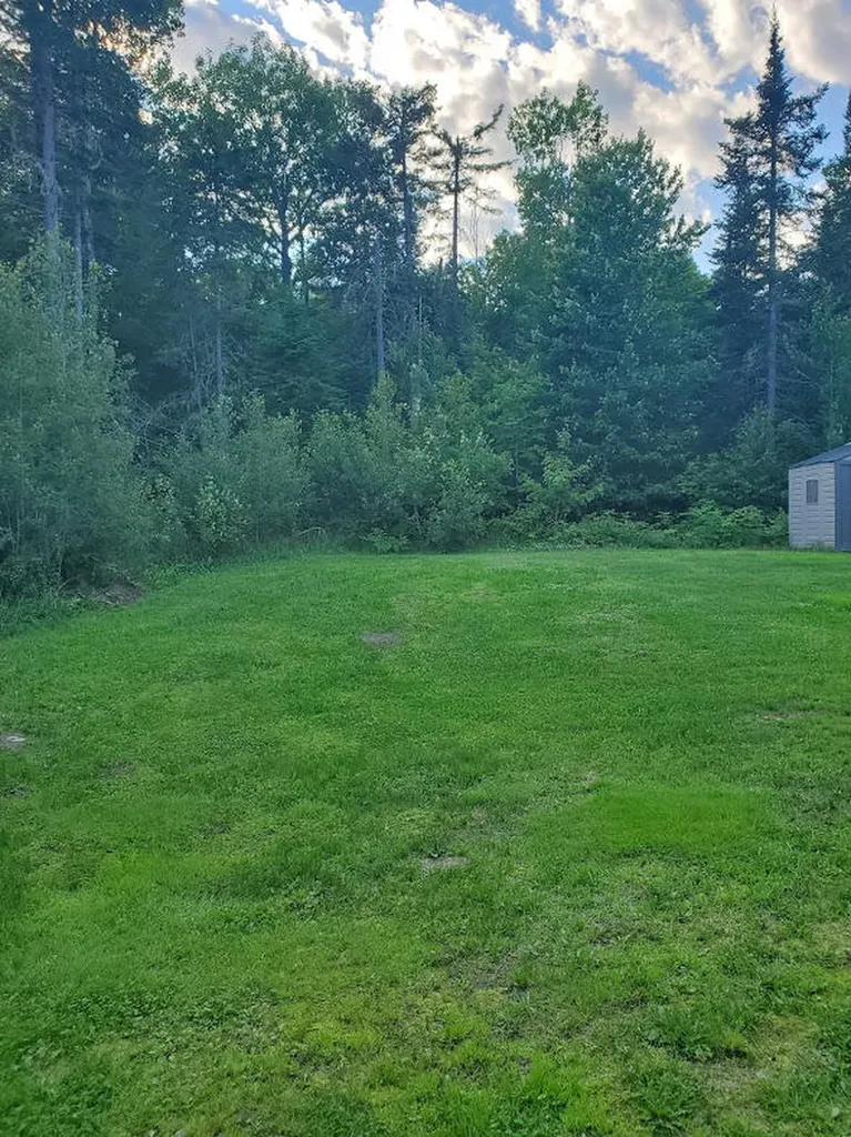 78 Victory Lane Glenburn ME 04401