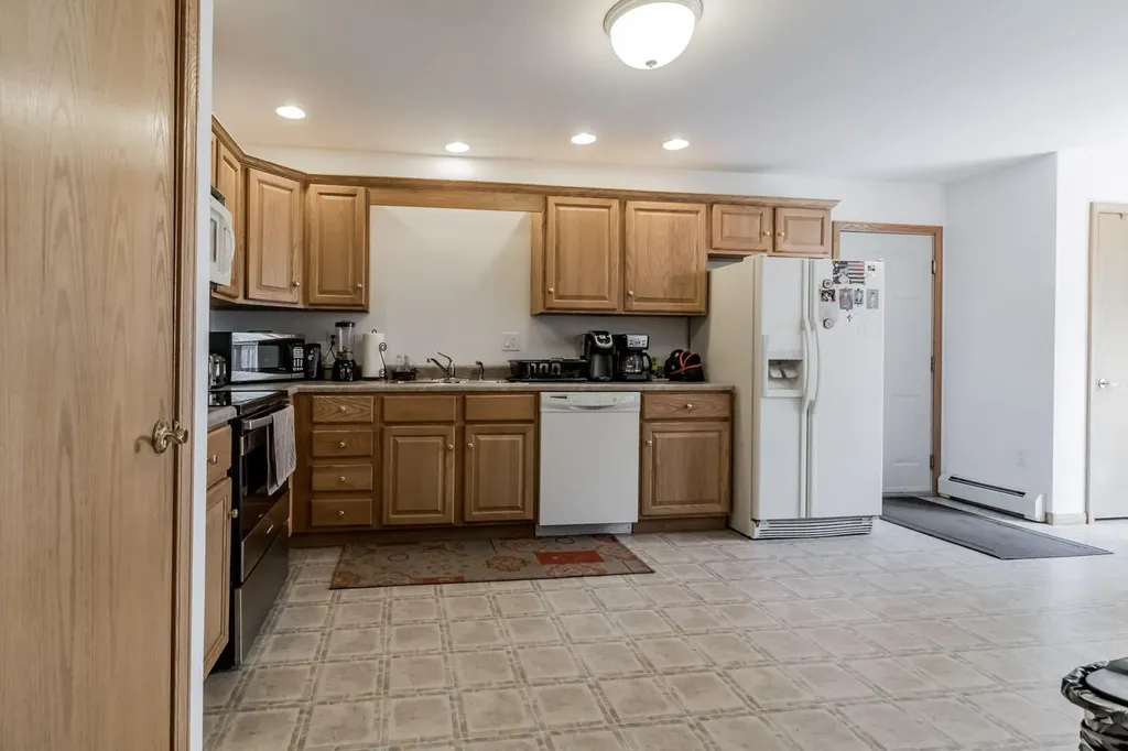 10 Pen Bay Avenue Rockland ME 04841