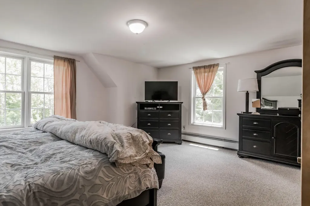 10 Pen Bay Avenue Rockland ME 04841