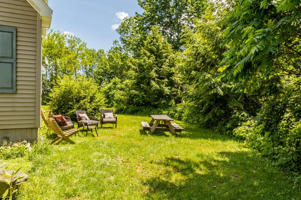 10 Pen Bay Avenue Rockland ME 04841