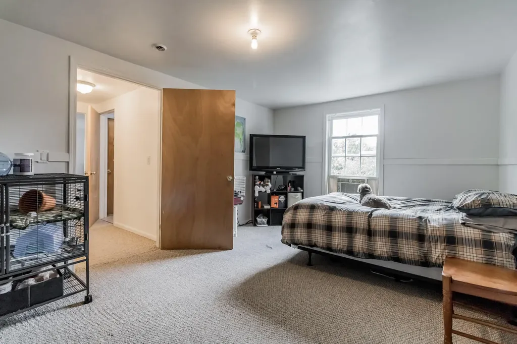 10 Pen Bay Avenue Rockland ME 04841