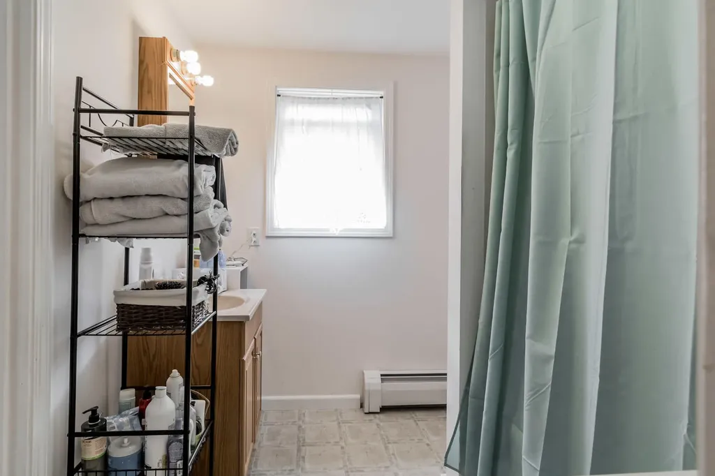 10 Pen Bay Avenue Rockland ME 04841
