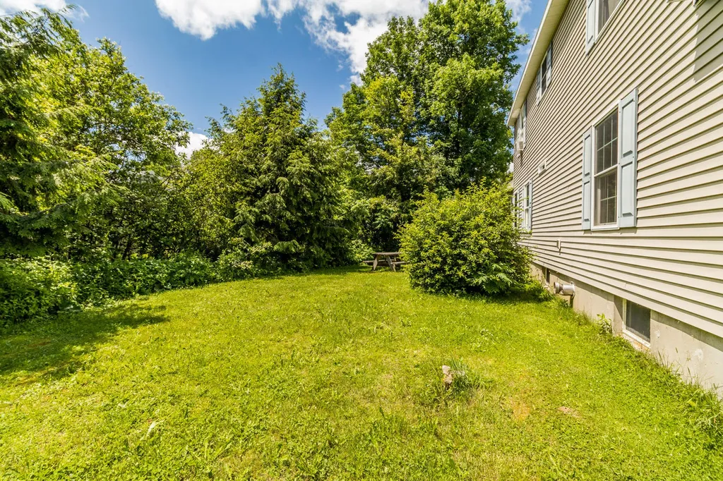 10 Pen Bay Avenue Rockland ME 04841