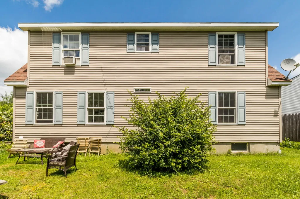 10 Pen Bay Avenue Rockland ME 04841