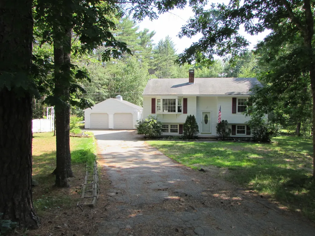 990 Quarry Road Sanford ME 04073