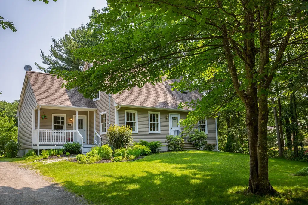 5 Hurdle Fence Road Scarborough ME 04074