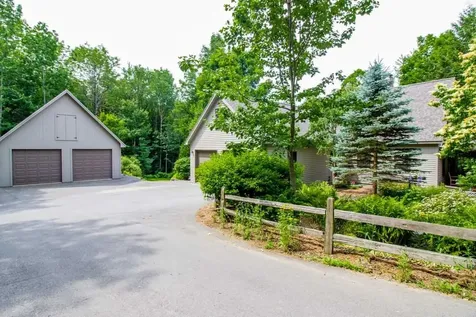 111 Applewood Drive Farmington ME 04938