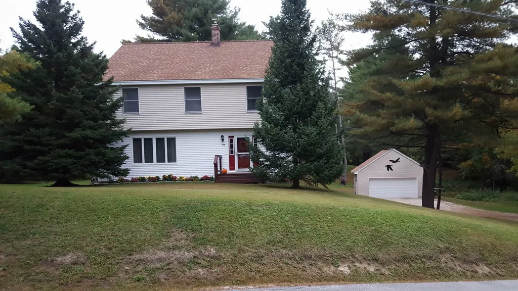 19 Fairview Avenue Gray ME 04039