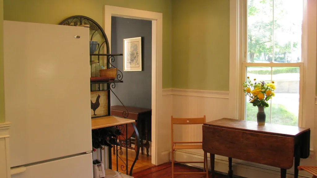 38 Pleasant Street Gardiner ME 04345