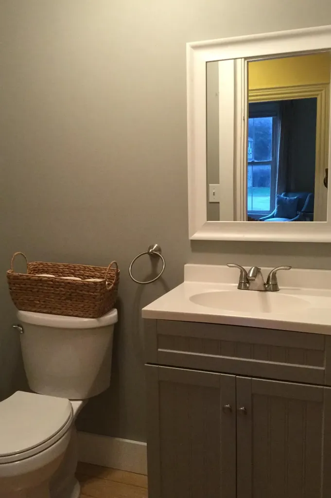 38 Pleasant Street Gardiner ME 04345