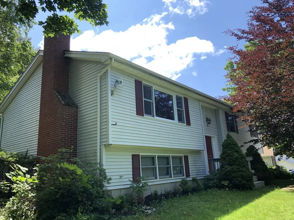 21 Wildwood Road Augusta ME 04330