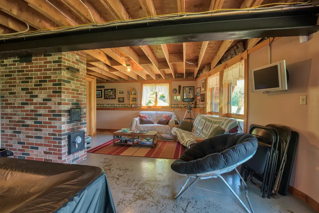 254 N Buckfield Road Buckfield ME 04220