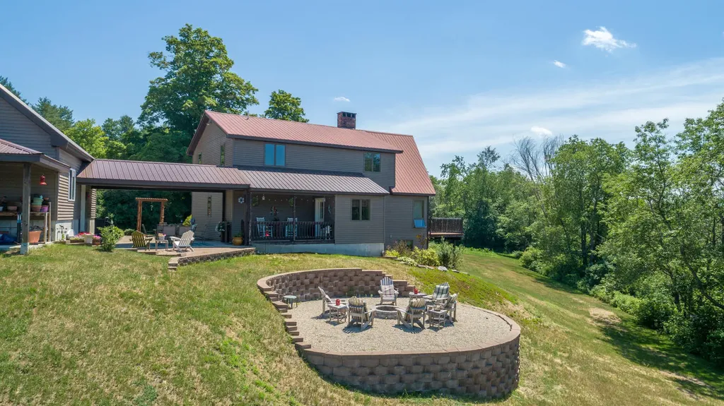 254 N Buckfield Road Buckfield ME 04220