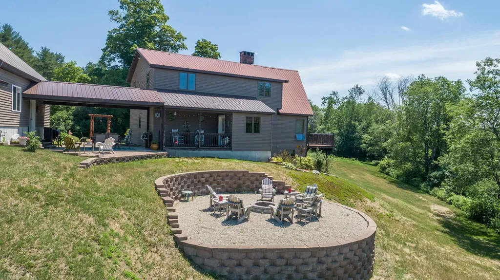 254 N Buckfield Road Buckfield ME 04220