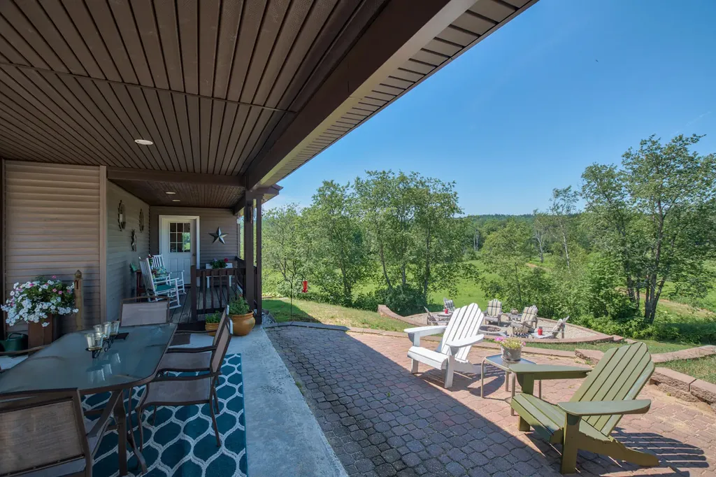 254 N Buckfield Road Buckfield ME 04220