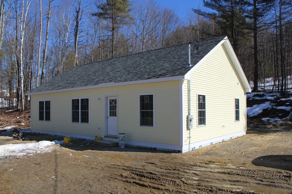 627 Marsh Road Sabattus ME 04280