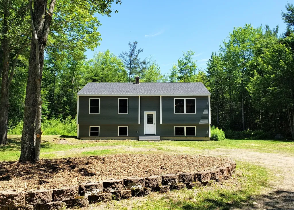 15 Three Pond Trail Wiscasset ME 04578