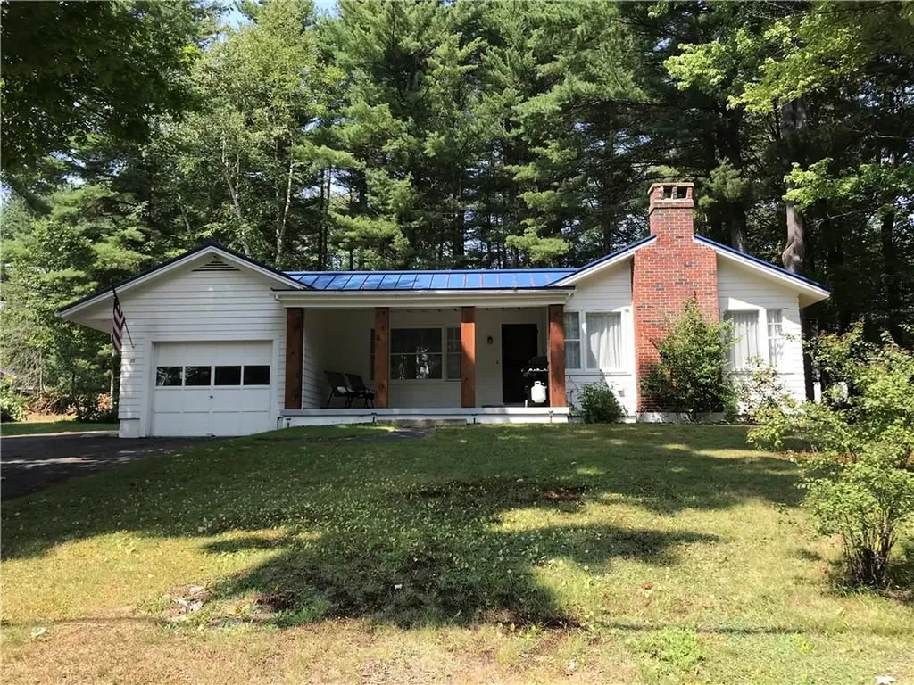 22 1st Rangeway Waterville ME 04901