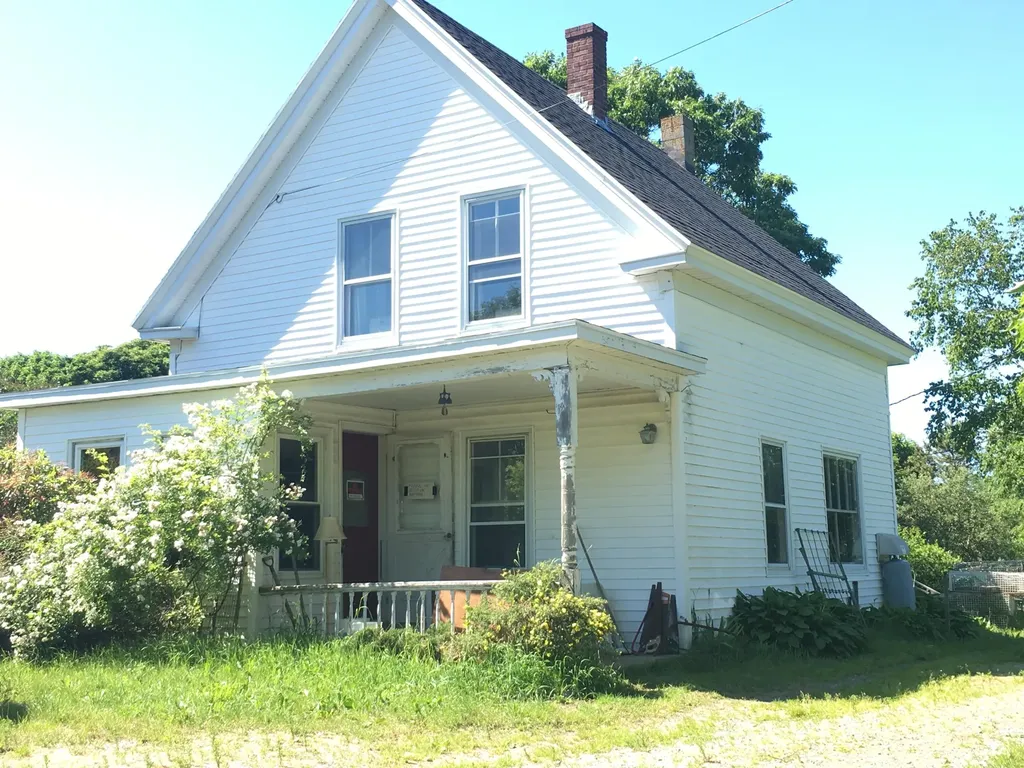 68 East Main Street Vinalhaven ME 04863
