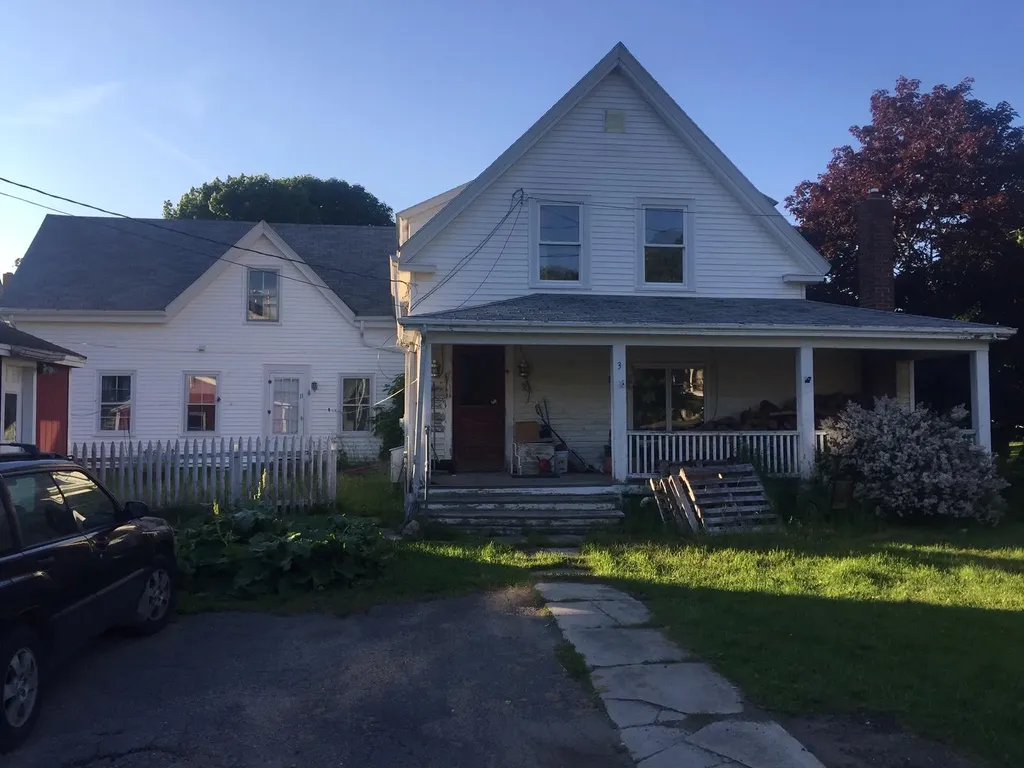 3 Leos Lane Vinalhaven ME 04863