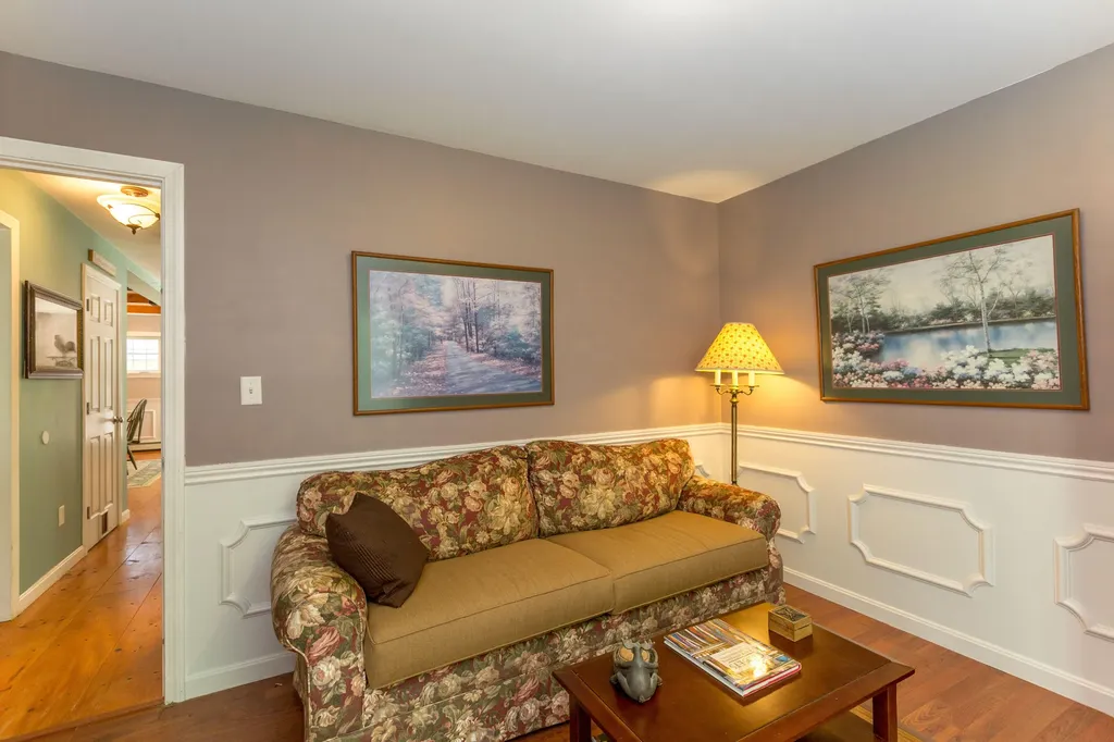 98 Youngs Point Road Wiscasset ME 04578