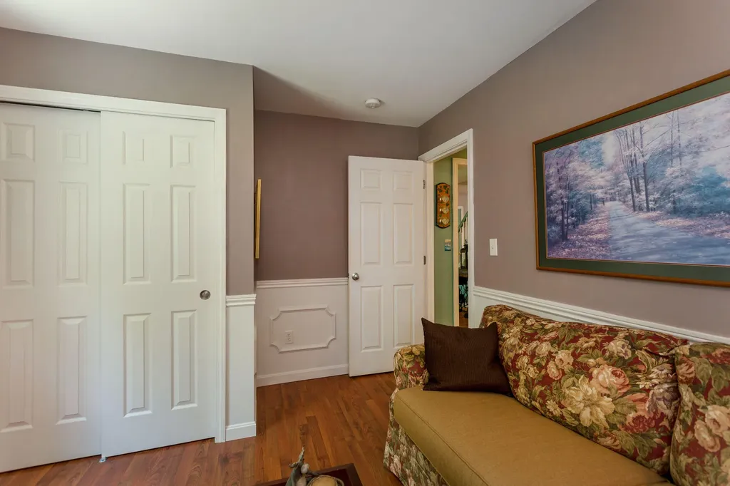 98 Youngs Point Road Wiscasset ME 04578