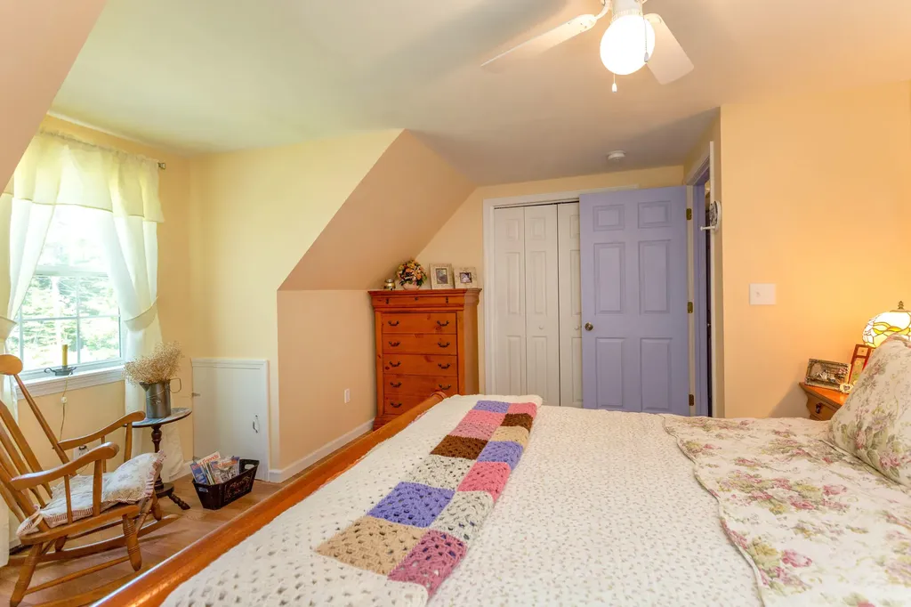 98 Youngs Point Road Wiscasset ME 04578