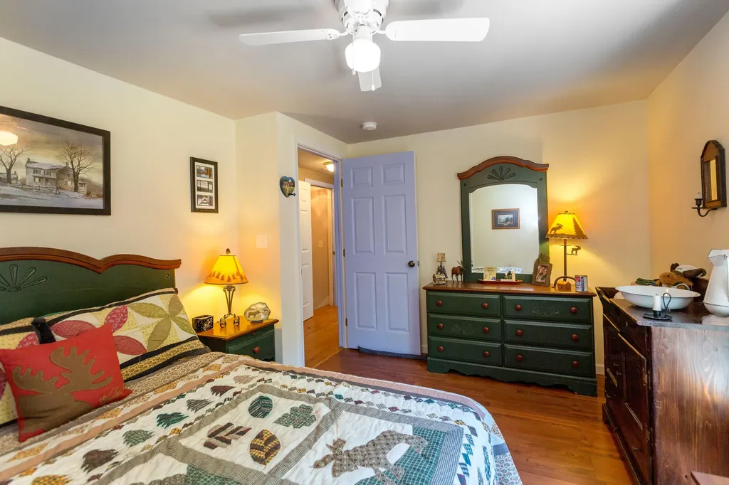 98 Youngs Point Road Wiscasset ME 04578