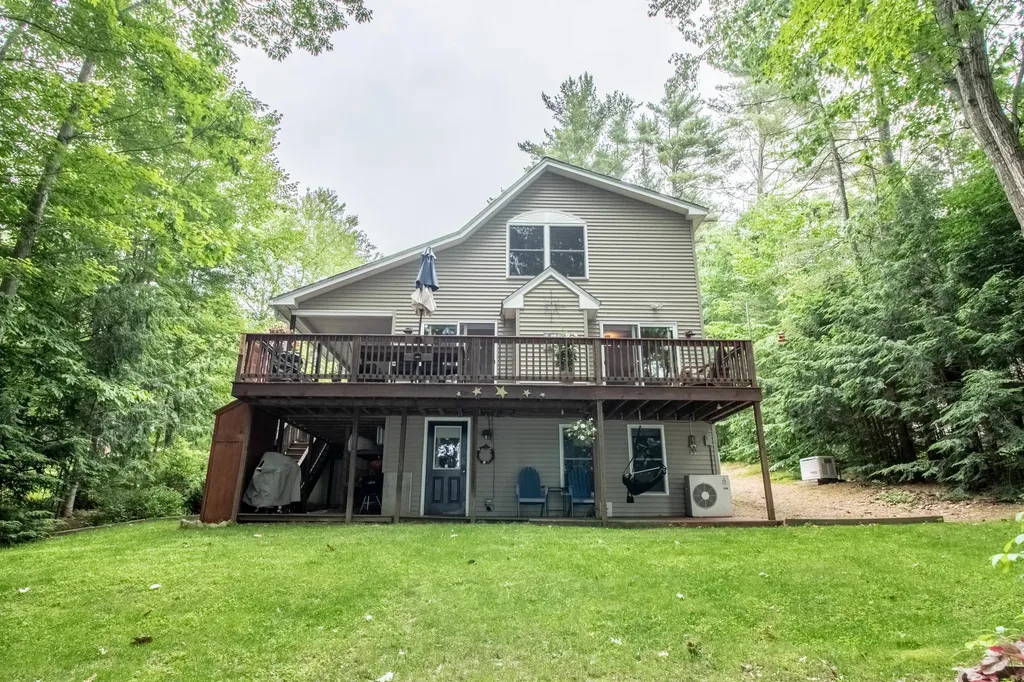44 Helenfield Drive Alfred ME 04002