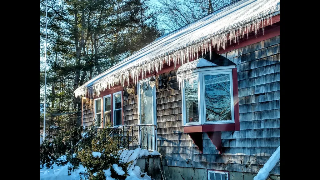 220 Depot Street Waldoboro ME 04572