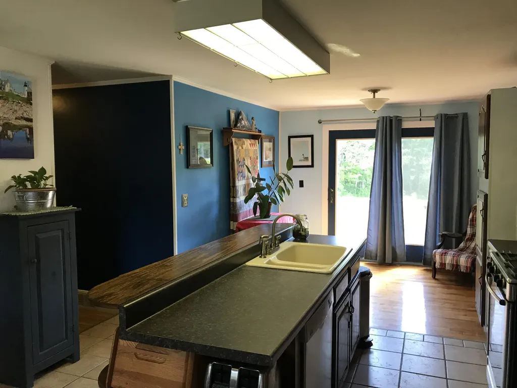 220 Depot Street Waldoboro ME 04572