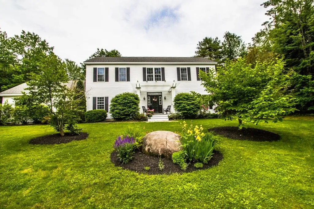 171 Mayflower Heights Drive Oakland ME 04963