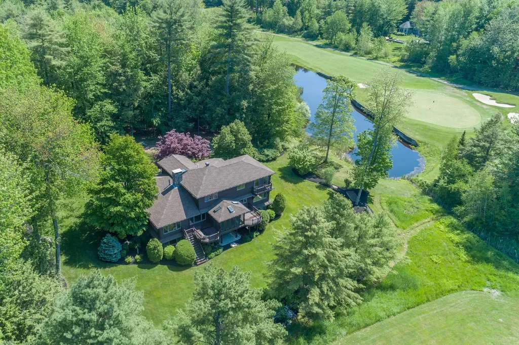 7 Medinah Circle Falmouth ME 04105