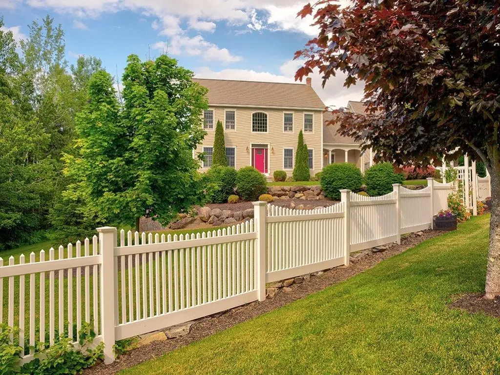 4 South Ridge Drive Winslow ME 04901