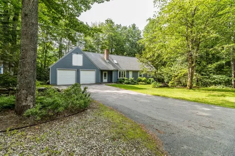10 Estes Drive Freeport ME 04032