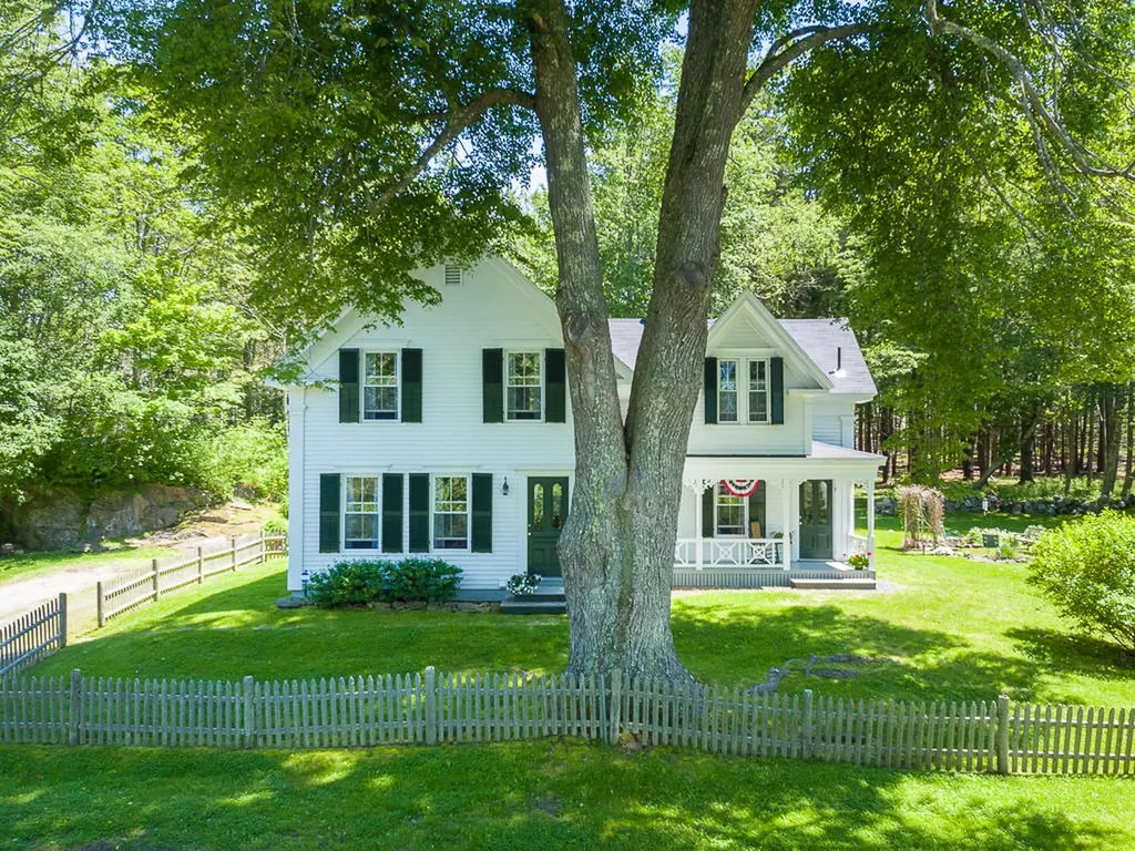 562 Ocean Point Road Boothbay ME 04544