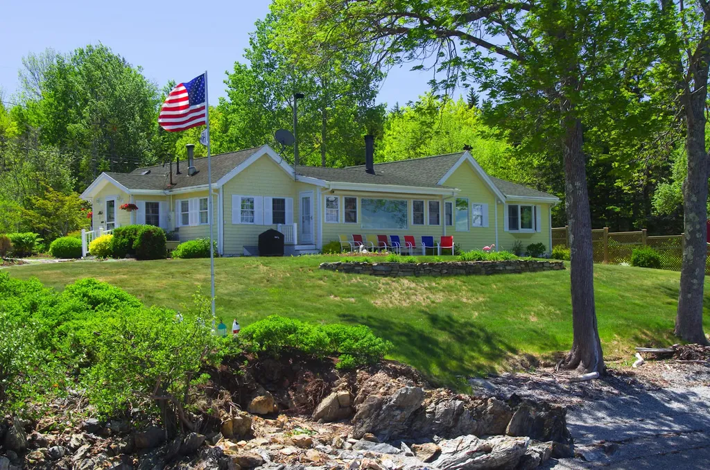 204 Hewes Point Road Islesboro ME 04848