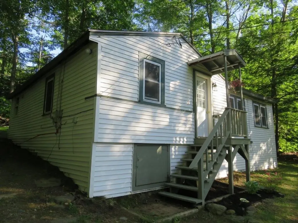 231 Memorial Drive Winthrop ME 04364