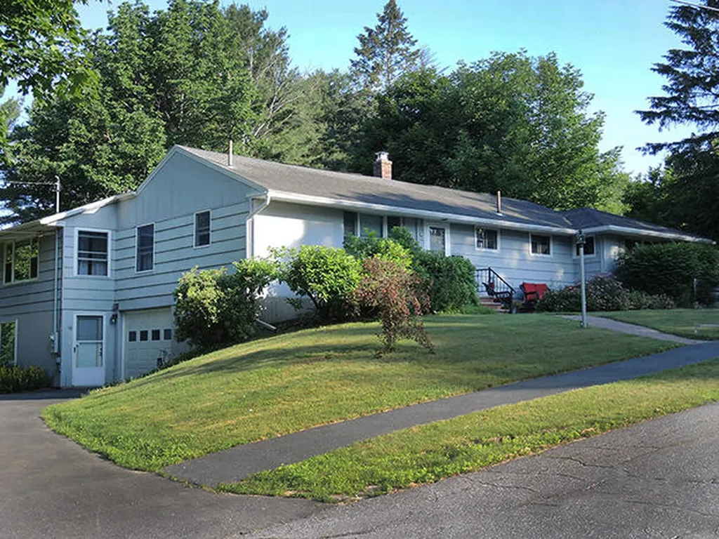 16 Westwood Road Augusta ME 04330