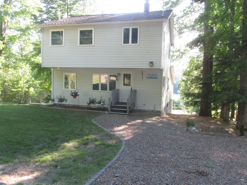 42 Daley Road Dedham ME 04429