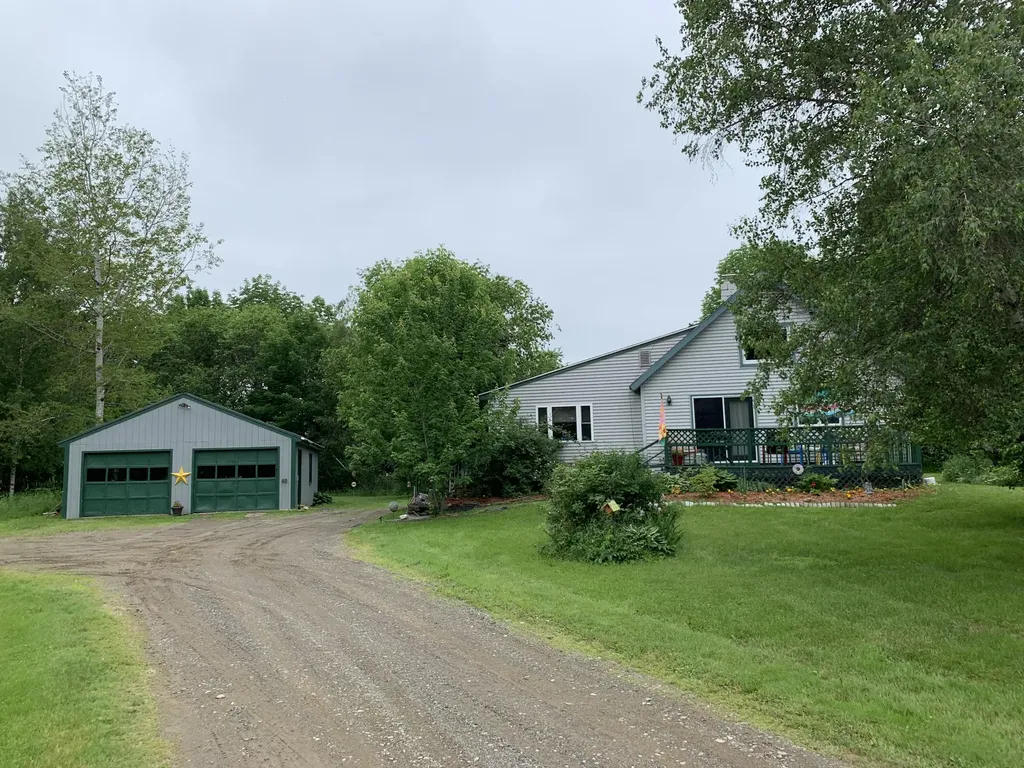 1700 Pushaw Road Glenburn ME 04401