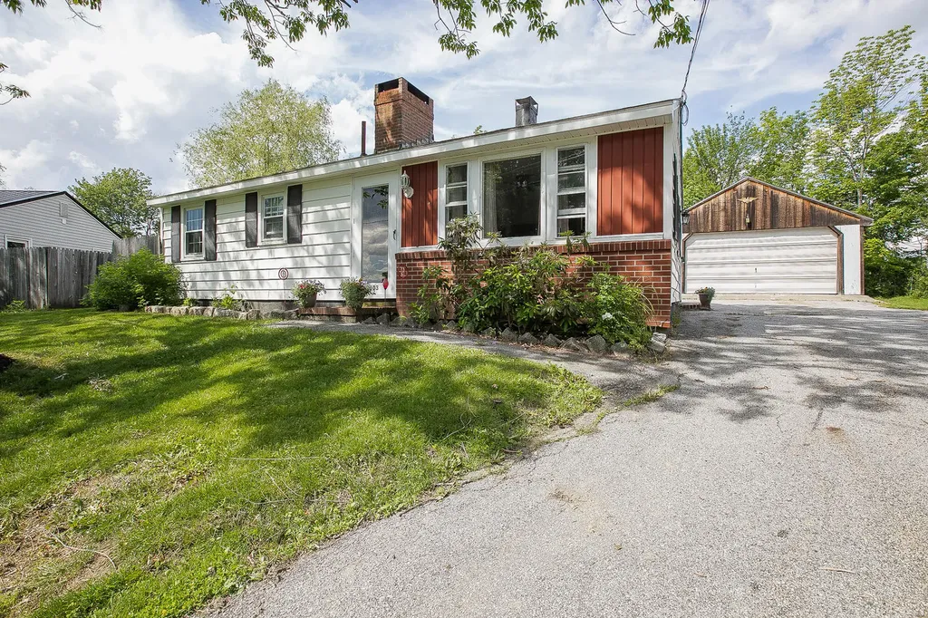 103 Thornton Road Bangor ME 04401
