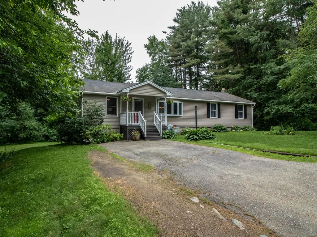 73 Hershey Lane Wells ME 04090