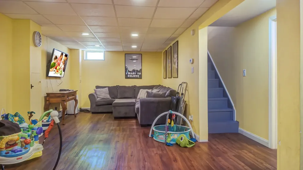 1075 River Avenue Gardiner ME 04345