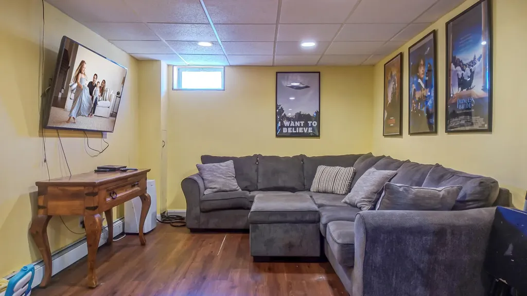 1075 River Avenue Gardiner ME 04345
