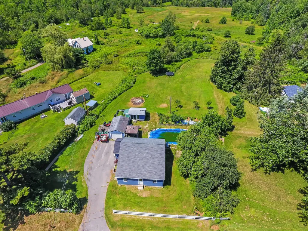 1075 River Avenue Gardiner ME 04345